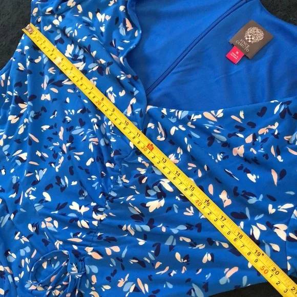 Vince Camuto off v-neck, pretty scrunched shirt sleeves fit & flare dress - Picture 14 of 15